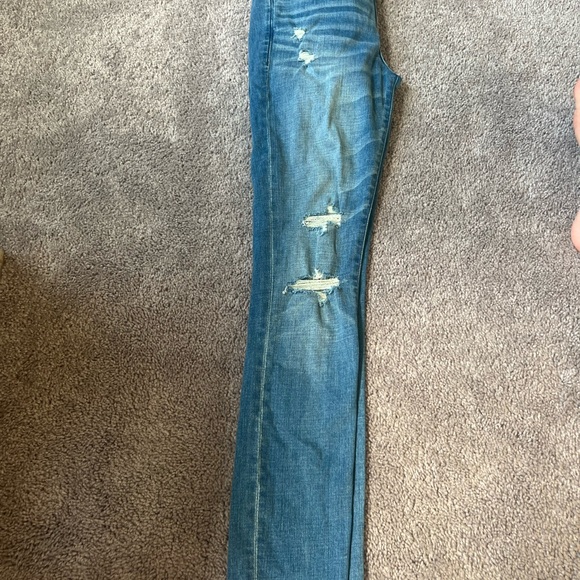 Abercrombie ripped skinny jeans - Picture 2 of 5